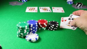 4 Tips Poker Teratas Untuk Membuat Game Ini Menarik Untuk Pemula